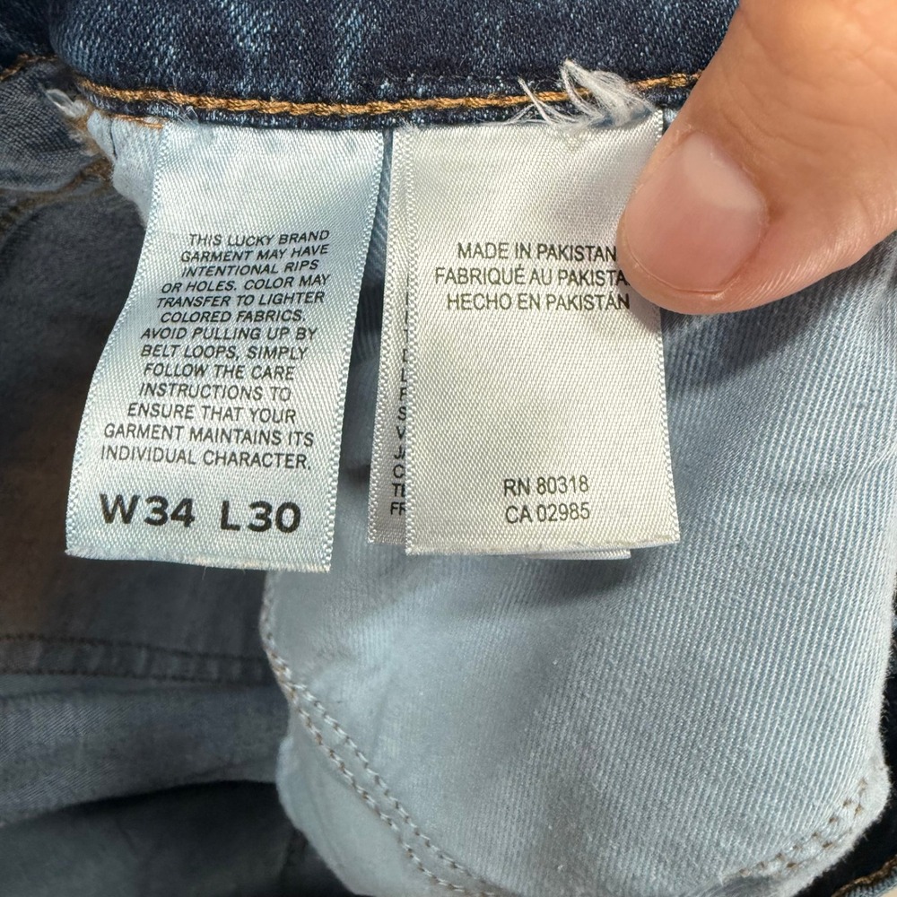 Lucky Brand 110 Slim Jeans Mens 34x30 Blue Stretch Denim Casual Classic Everyday - Picture 8 of 10
